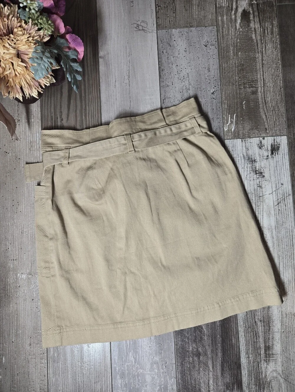 NWT Above Able Blu Pepper Tan Paperbag Waist Mini Skirt with Tie Women's Small